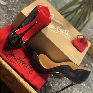 Hot Chick Patent leather